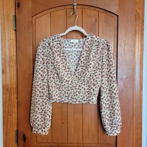 Vintage Rose Crop Blouse 🌹